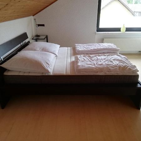 Ferienwohnung / Monteurswohnung In Ruhiger Waldlage Borghees Extérieur photo